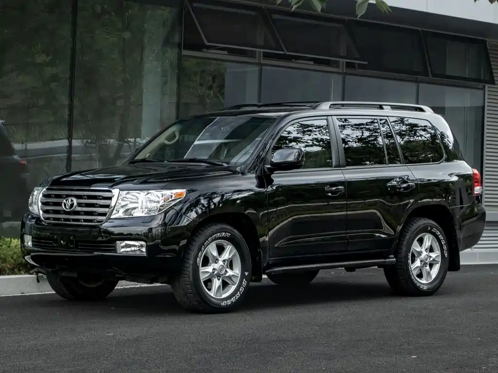 Toyota Land Cruiser 2011 — фото 3