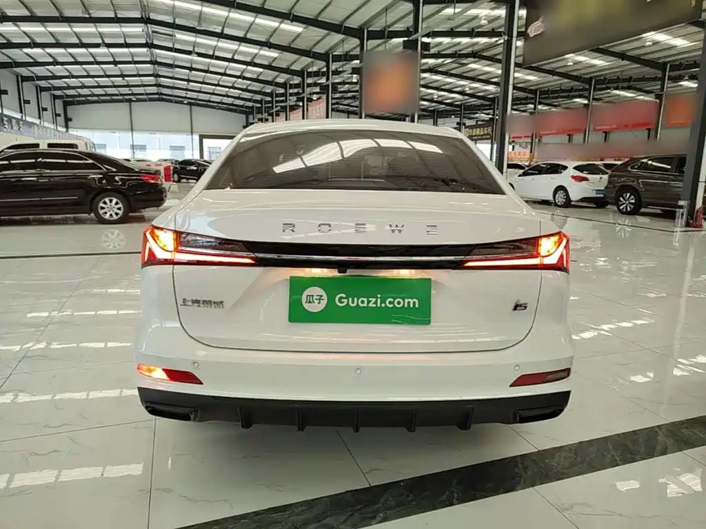 Roewe i5 2025