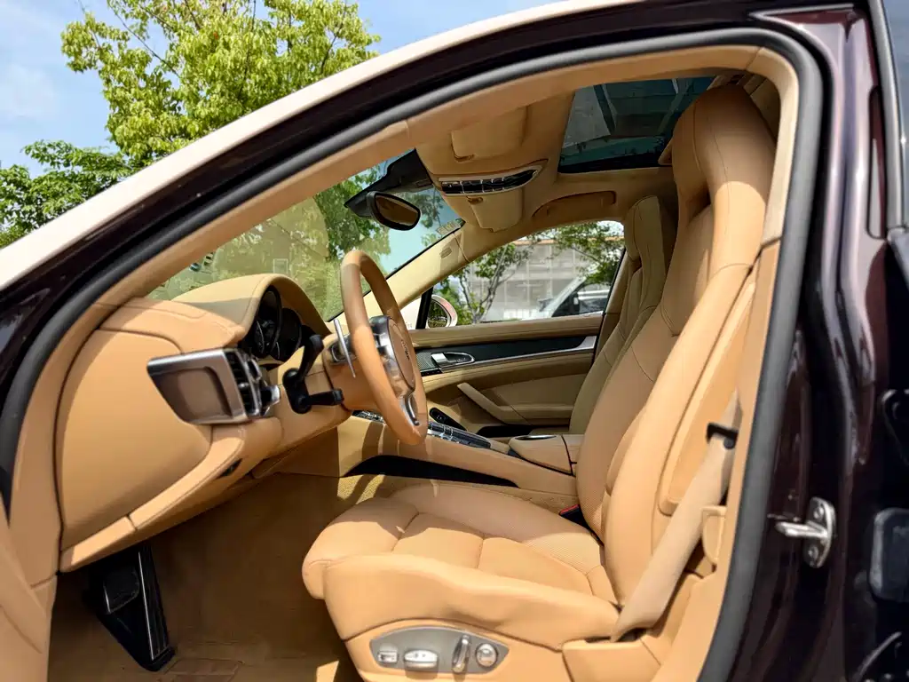 Porsche Panamera 2015 — фото 10