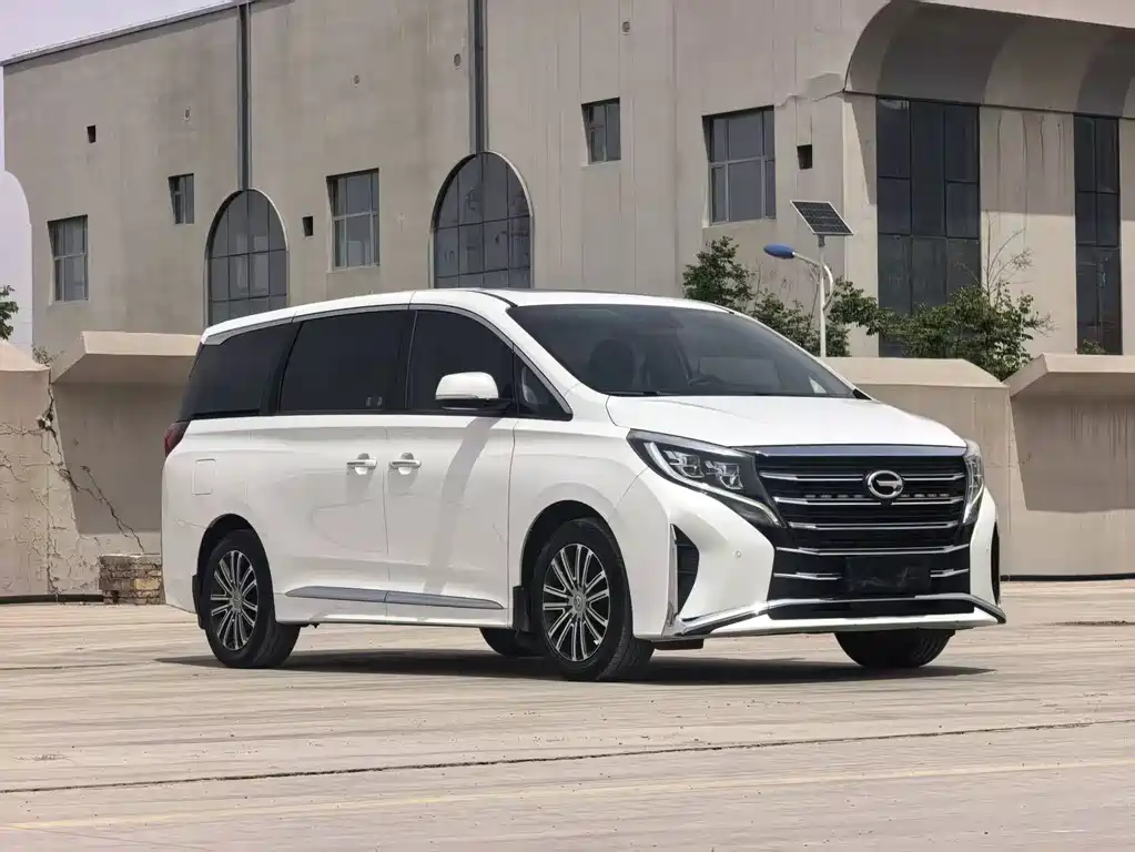 GAC Motor Trumpchi M8 2021 — фото 3