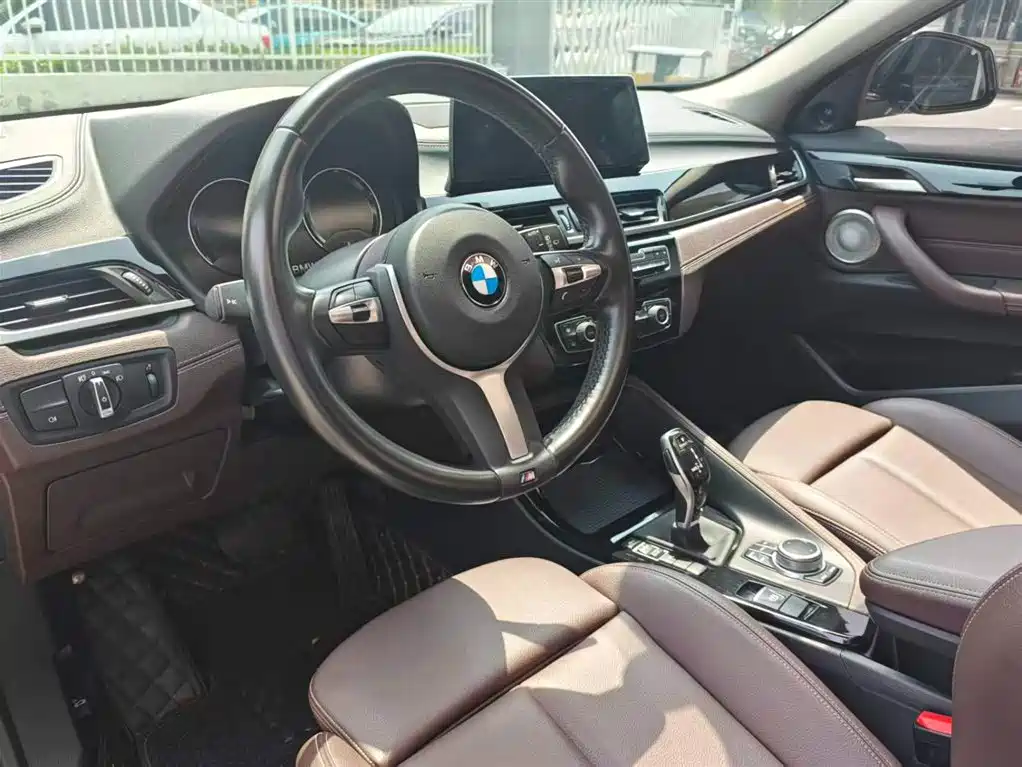 BMW X2 2023 — фото 10