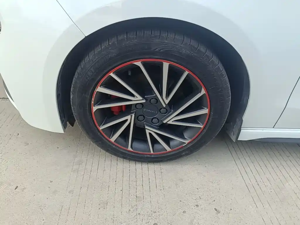 Lynk & Co 03 2022 — фото 23
