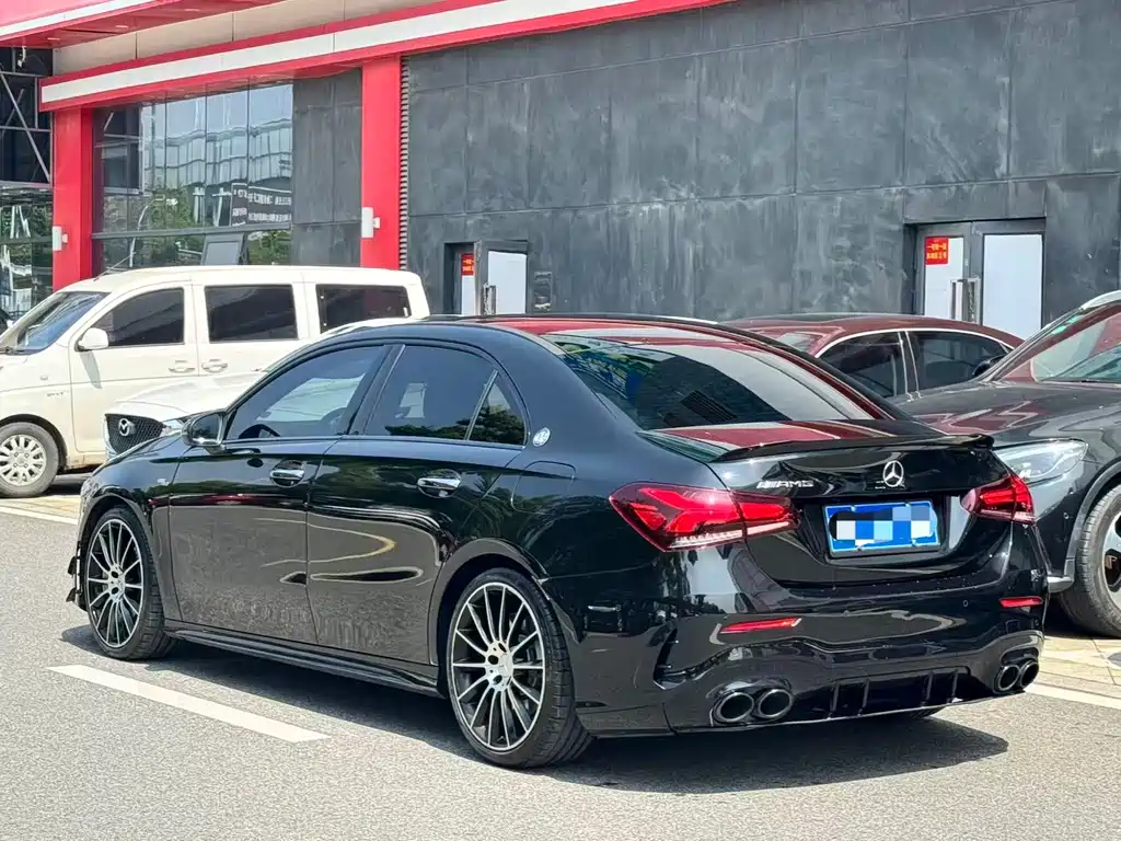 Mercedes-Benz A-Class AMG 2022 — фото 3