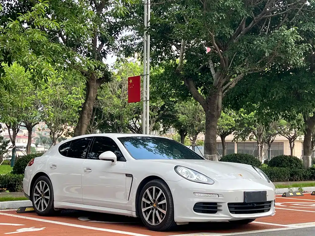 Porsche Panamera 2015