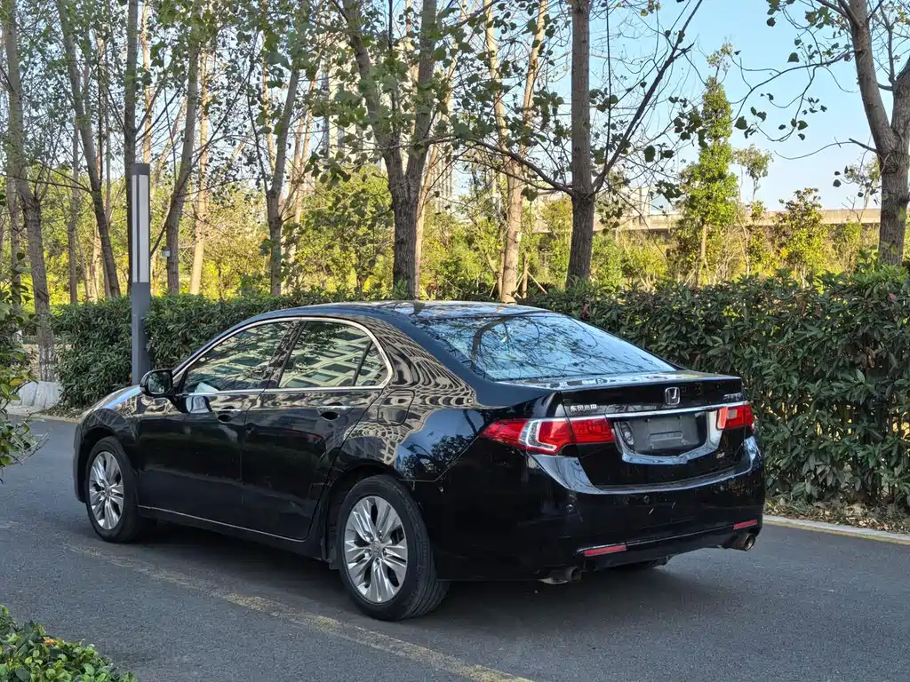 Honda Spirior 2014 — фото 2