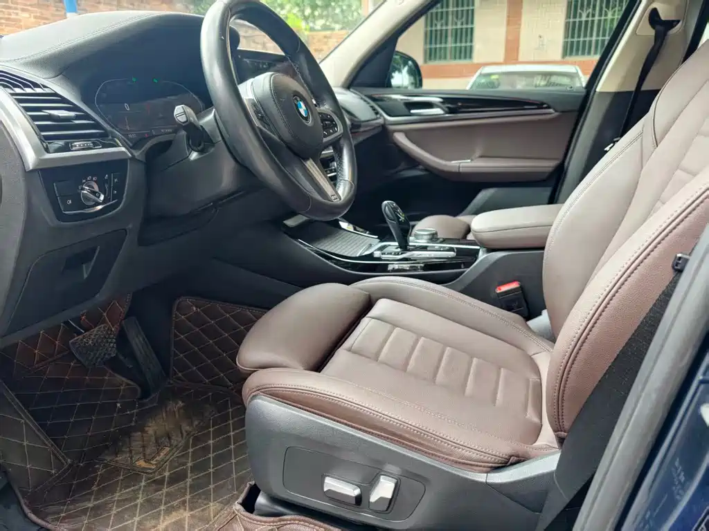 BMW X3 2021