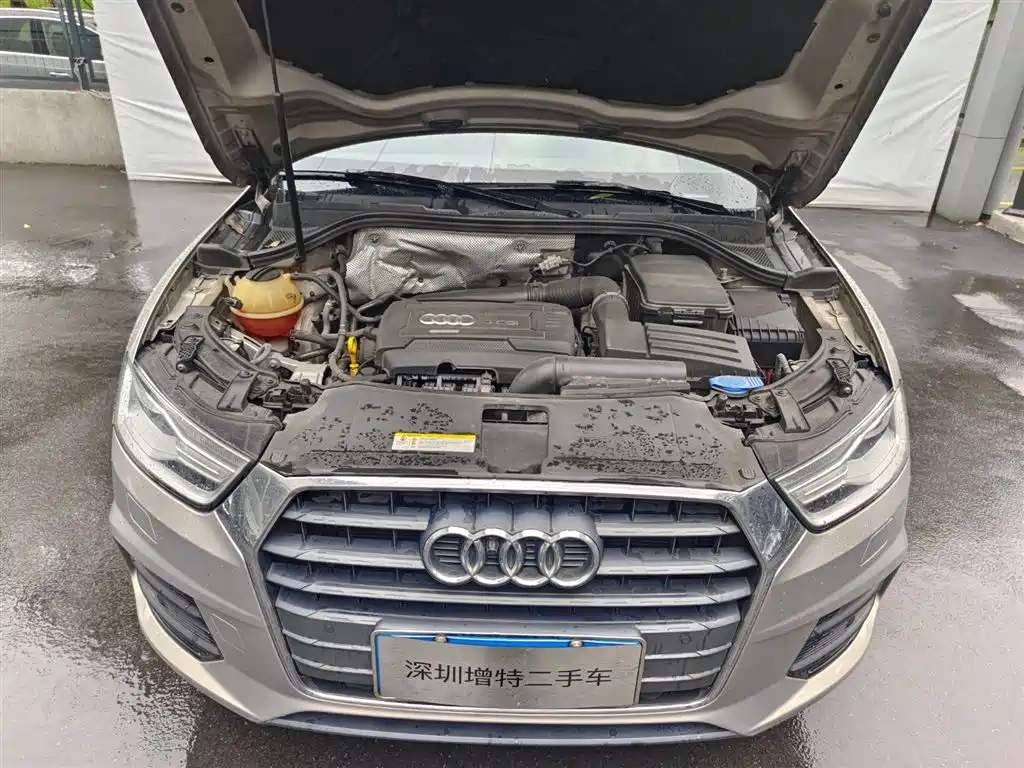 Audi Q3 2017 — фото 19