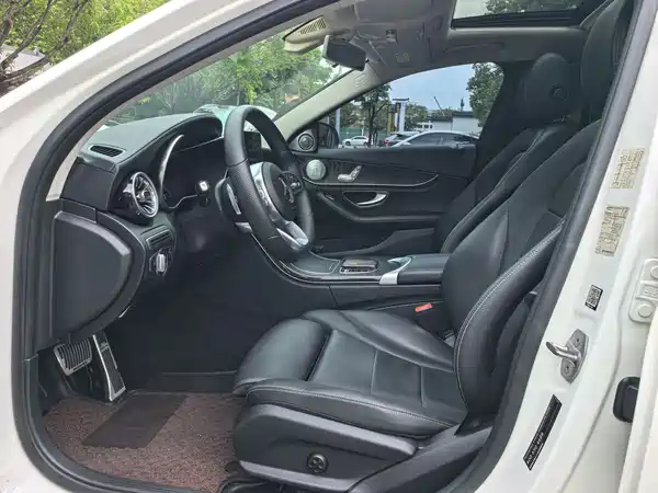Mercedes-Benz C-Class 2020