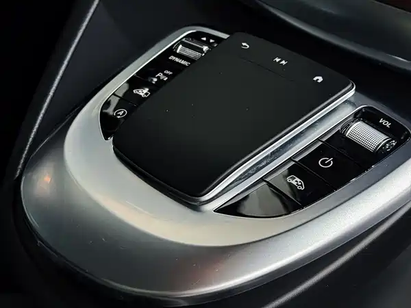 Mercedes-Benz V-Class 2022