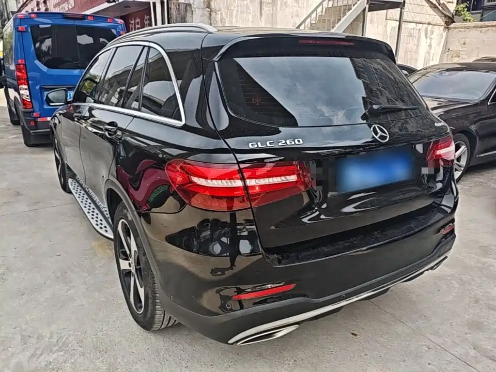 Mercedes-Benz GLC 2018 — фото 23