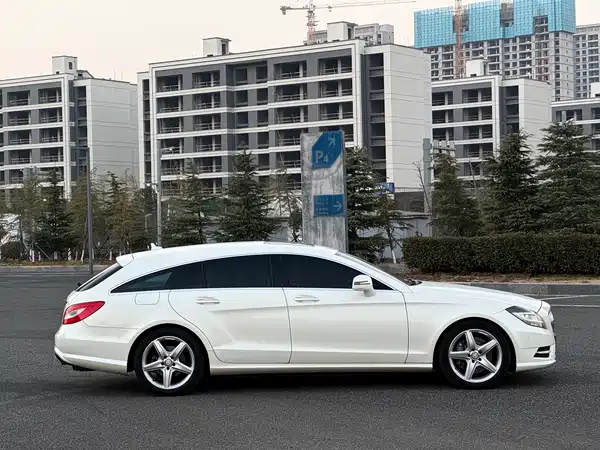 Mercedes-Benz CLS 2013