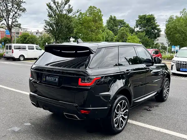 Land Rover Range Rover Sport 2021