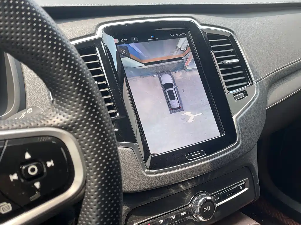 Volvo XC90 PHEV 2022 — фото 12
