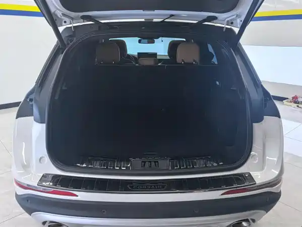 Lincoln Corsair 2021