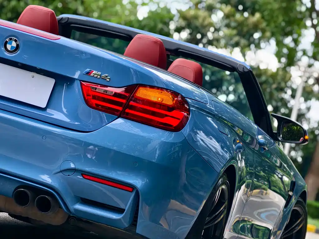 BMW M4 2017 — фото 20