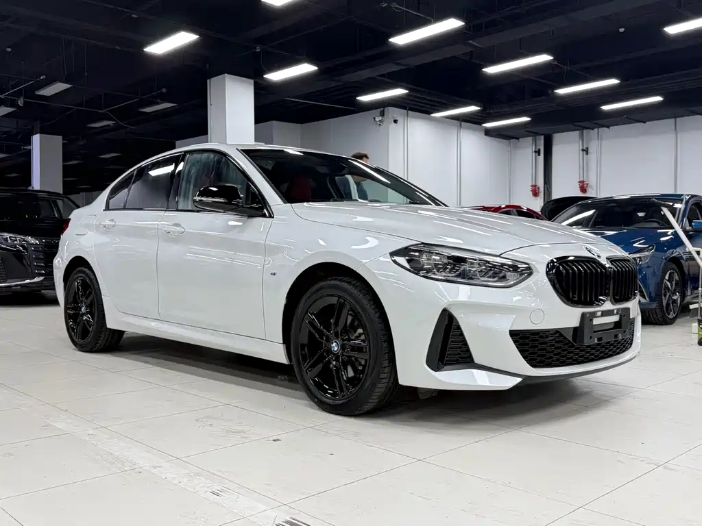 BMW 1 Series 2022