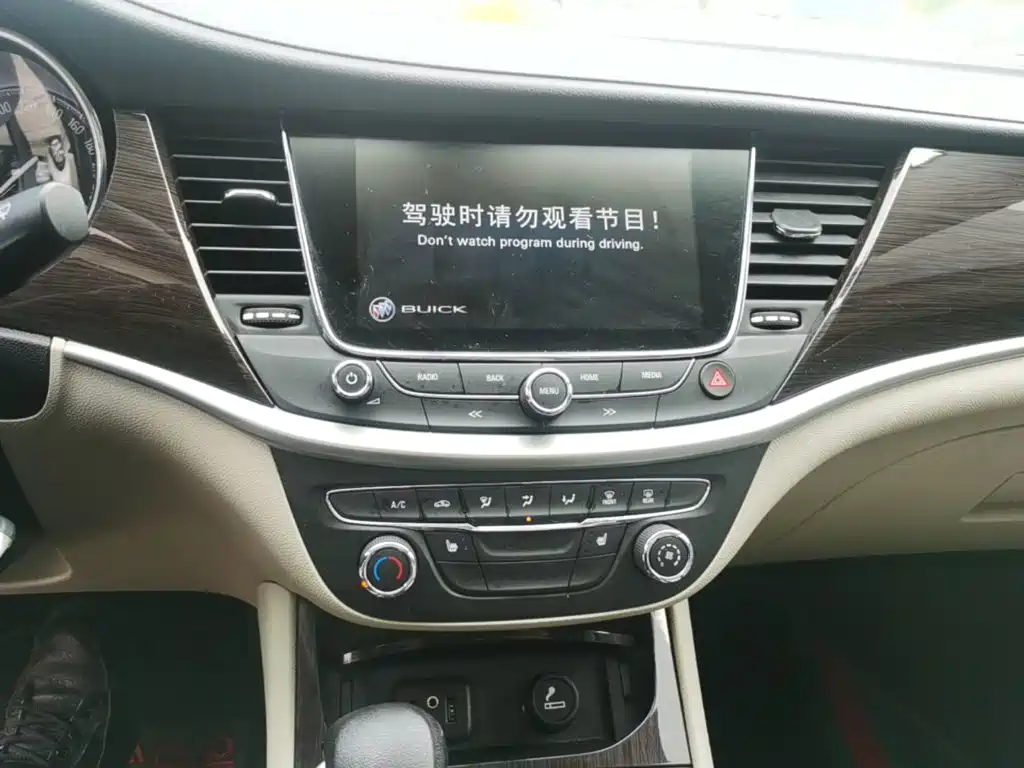 Buick Verano 2018 — фото 13