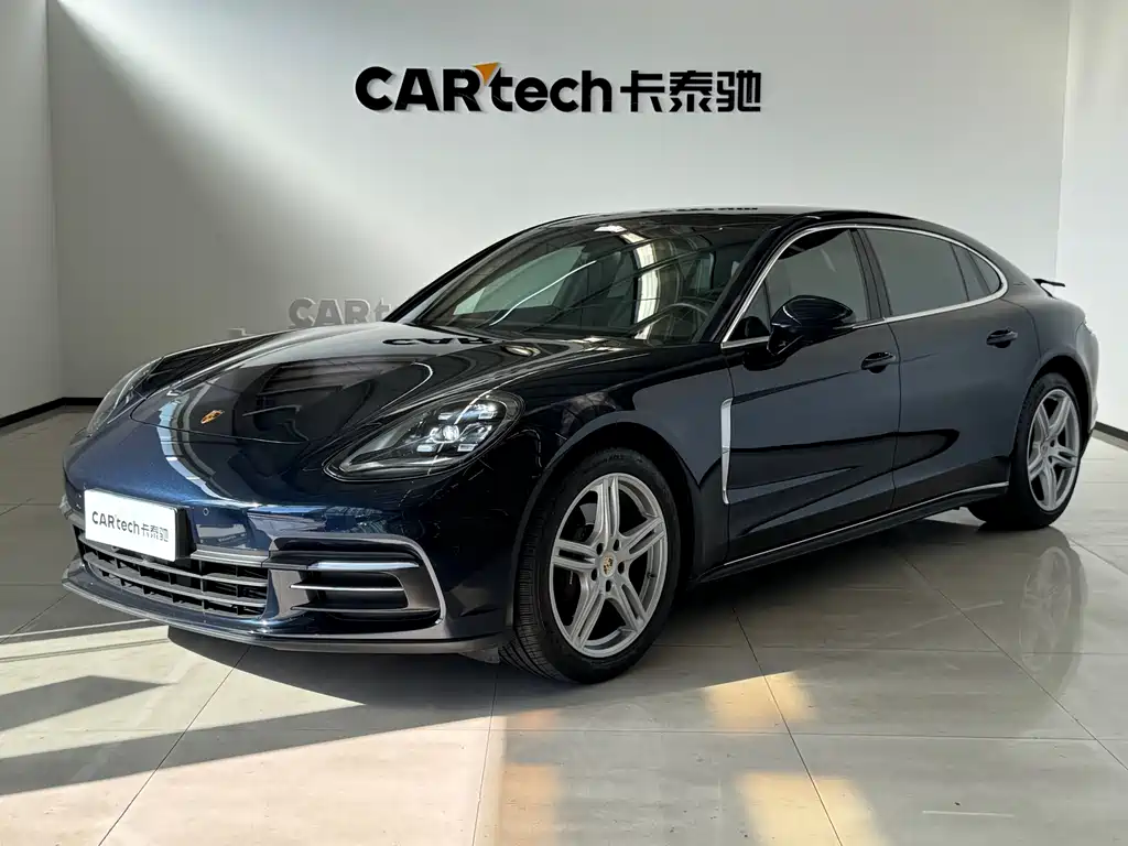 Porsche Panamera 2018