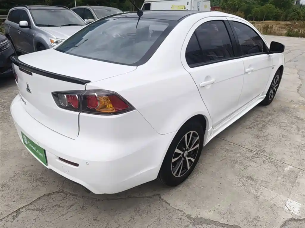 Mitsubishi Lancer EX 2017 — фото 7