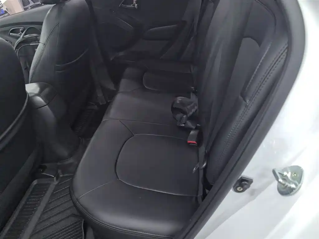 Hyundai ix35 2016 — фото 17