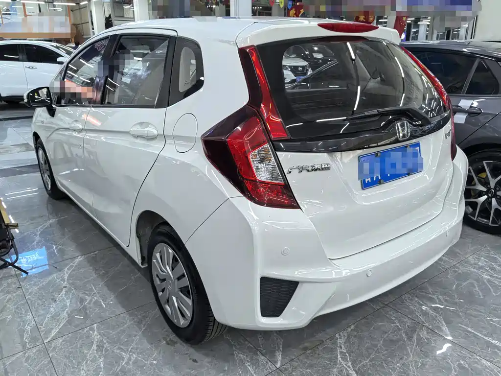 Honda Fit 2017 — фото 4