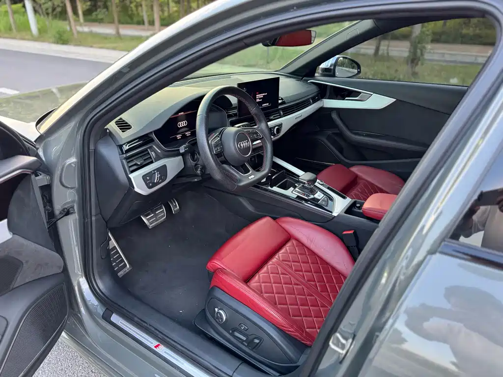 Audi S4 2023