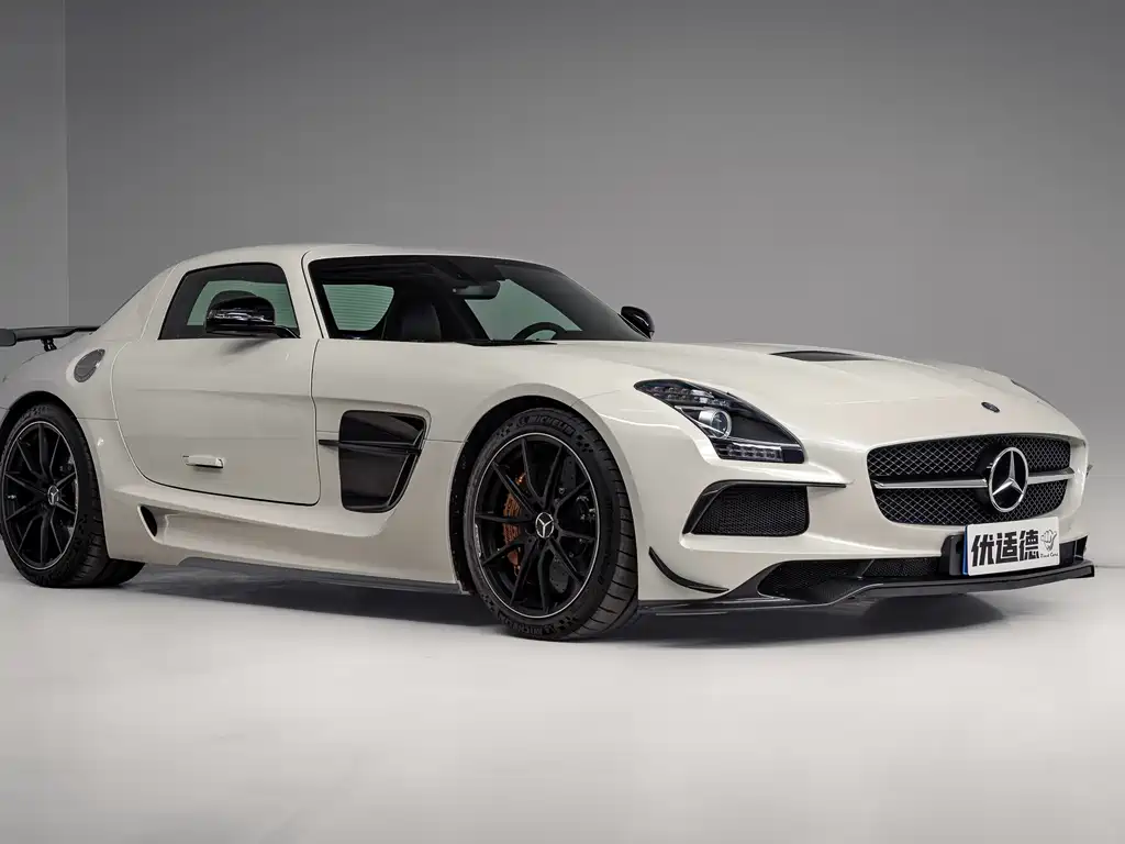 Mercedes-Benz SLS AMG 2014 — фото 5
