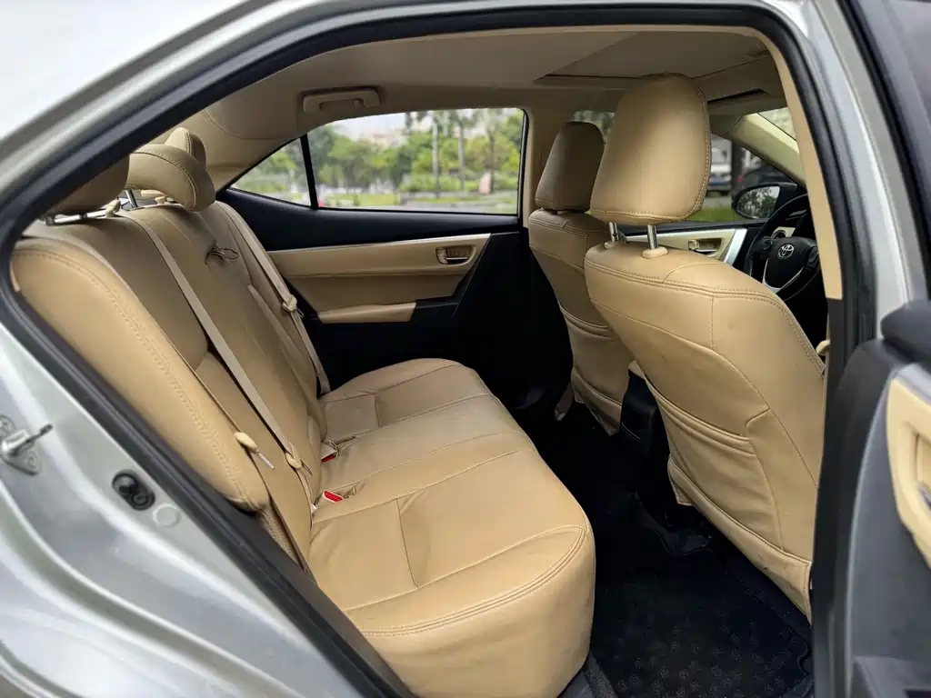 Toyota Corolla 2019 — фото 15