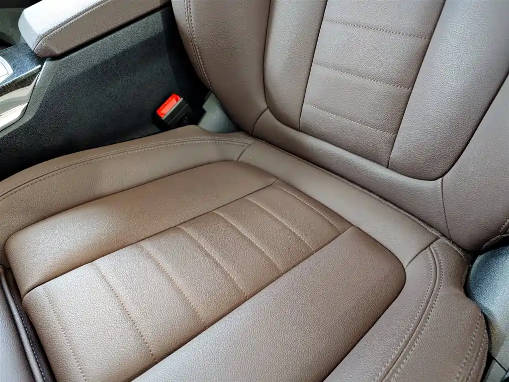 BMW 3 Series 2021 — фото 18