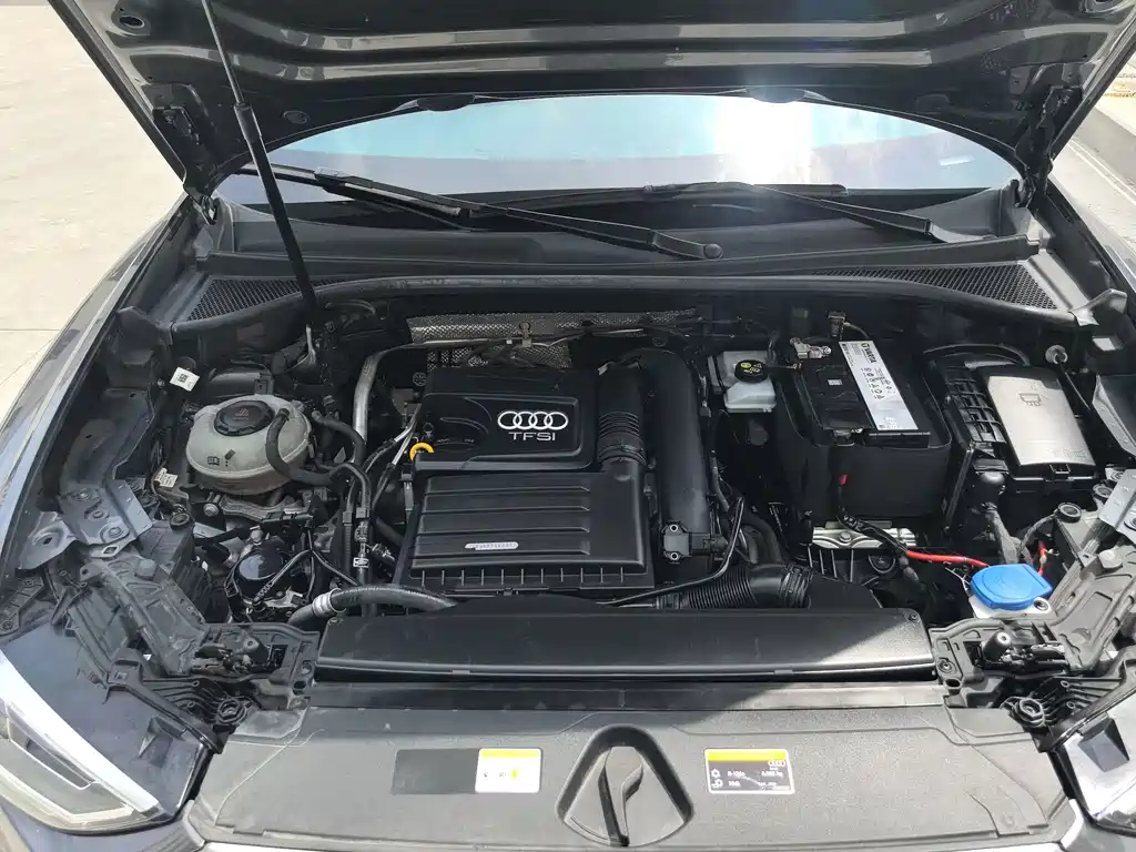 Audi Q3 2021 — фото 10