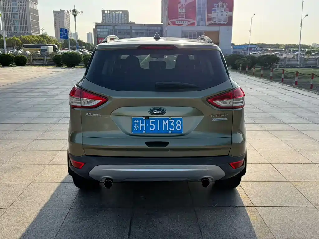 Ford Kuga 2015 — фото 9
