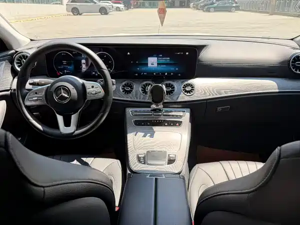 Mercedes-Benz CLS 2021