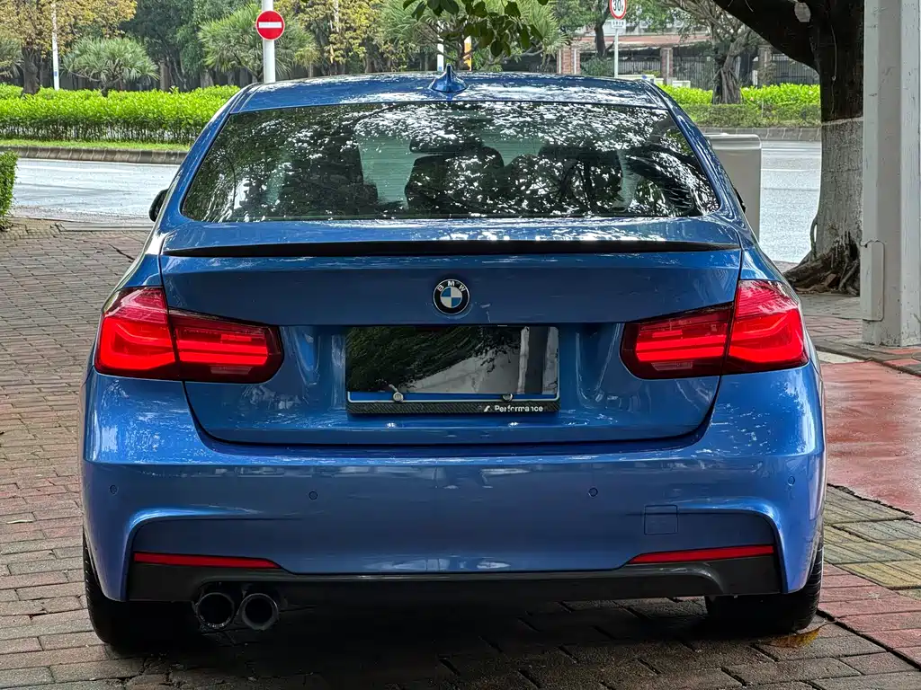 BMW 3 Series 2018 — фото 4