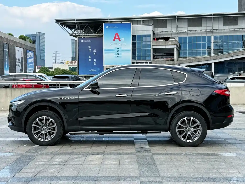 Maserati Levante 2020 — фото 3