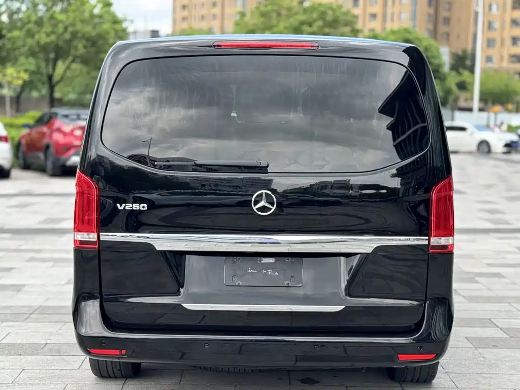 Mercedes-Benz V-Class 2017 — фото 4