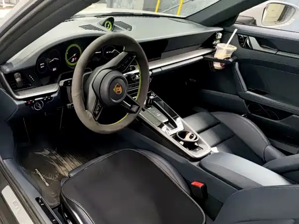 Porsche 911 2021