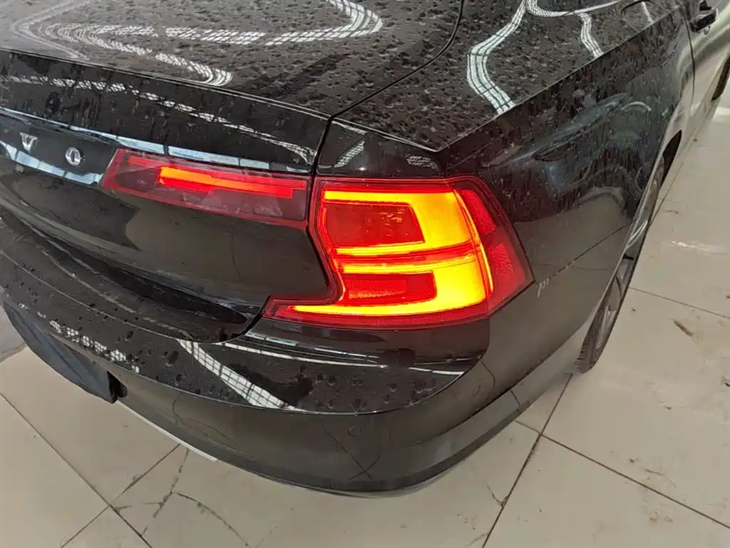 Volvo S90 2018 — фото 8
