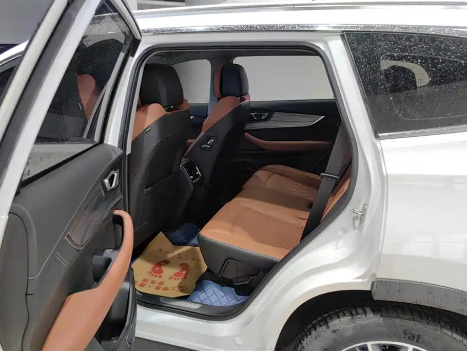 Chery Tiggo 8 PLUS 2022 — фото 11