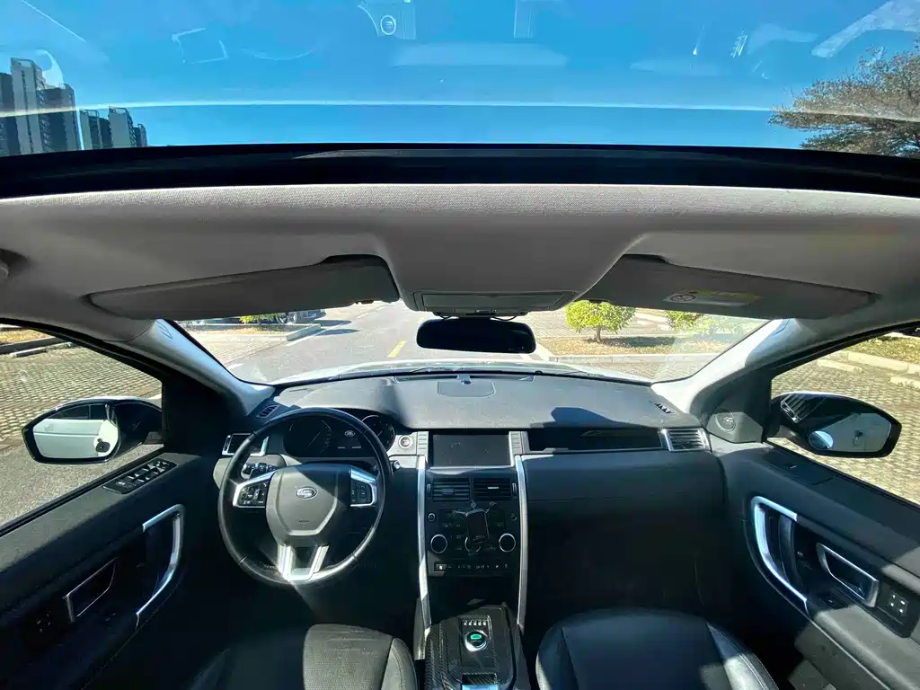 Land Rover Discovery Sport 2018 — фото 21