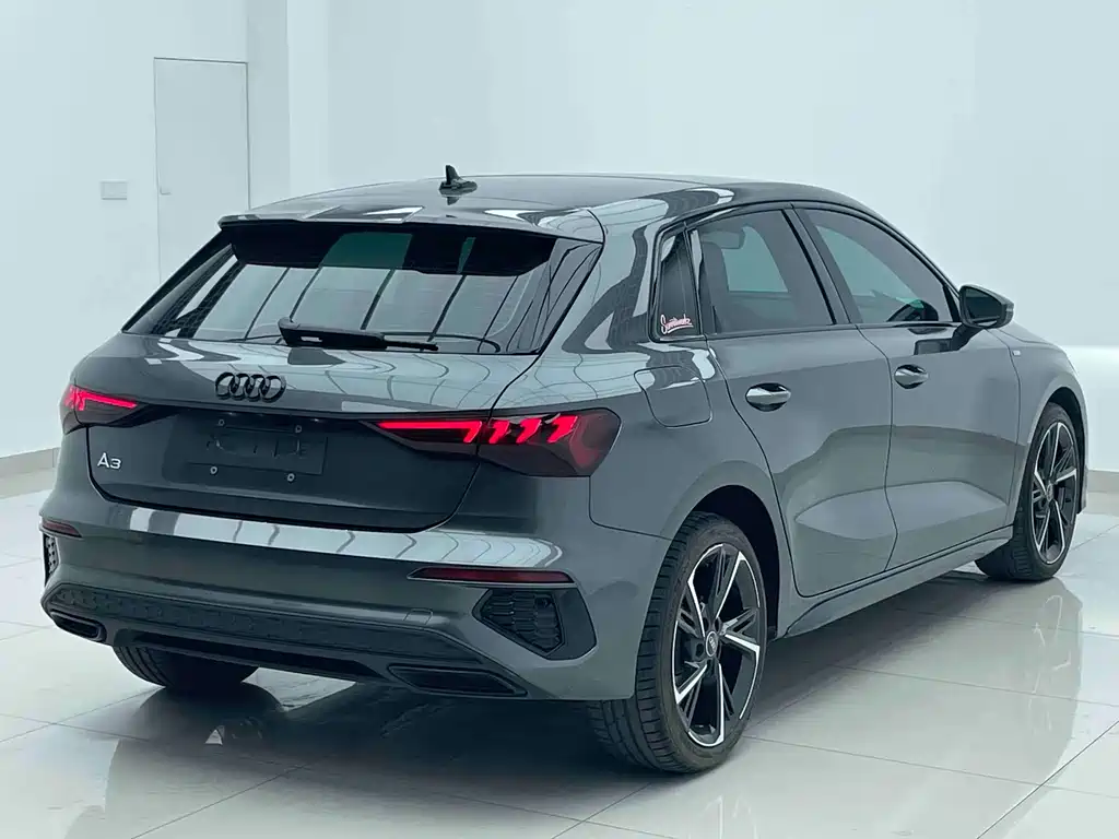 Audi A3 2022 — фото 14