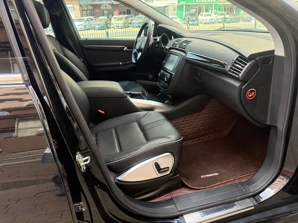 Mercedes-Benz R-Class 2015 — фото 10