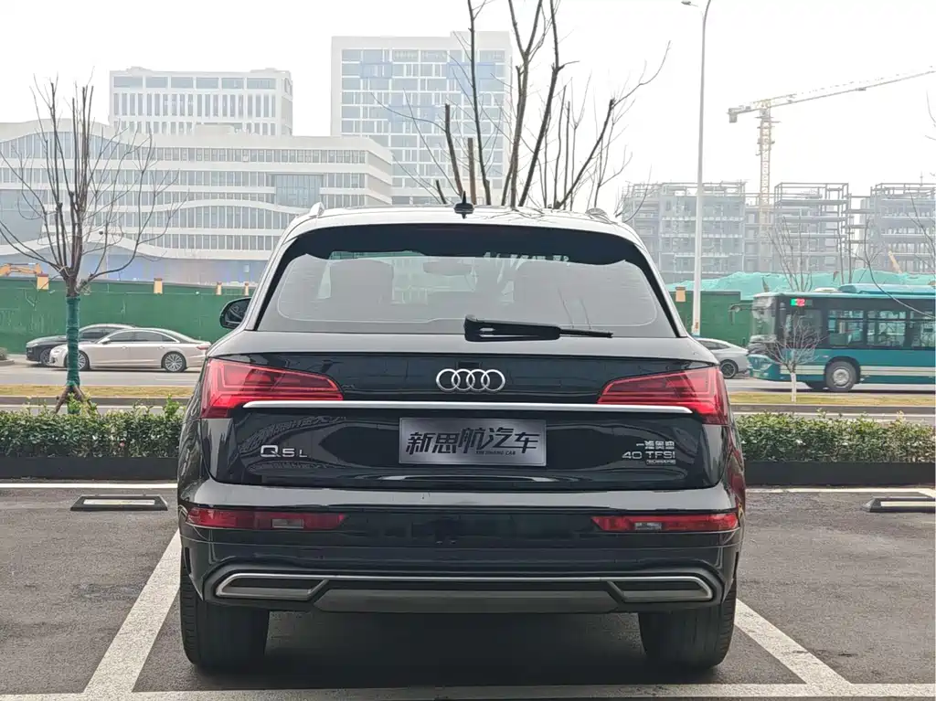 Audi Q5L 2022 — фото 3