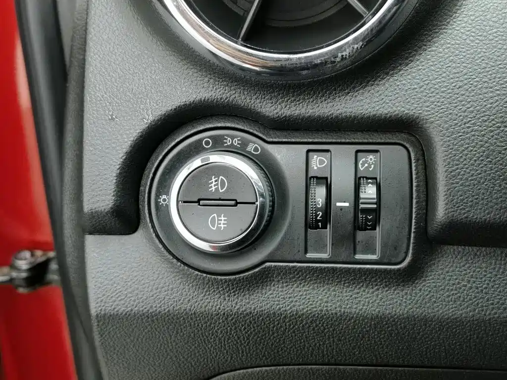 Chevrolet Trax 2014 — фото 21
