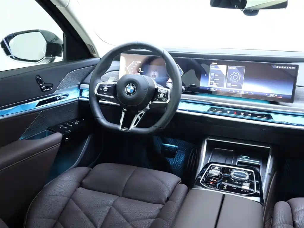 BMW 7 Series 2024 — фото 14