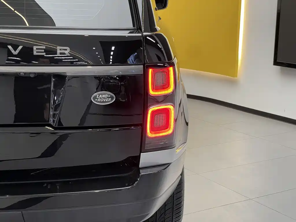 Land Rover Range Rover 2019 — фото 10