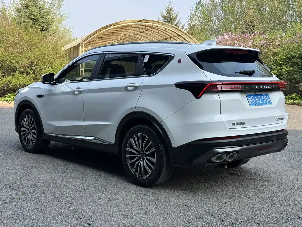 Jetour X70 PLUS 2023 — фото 23