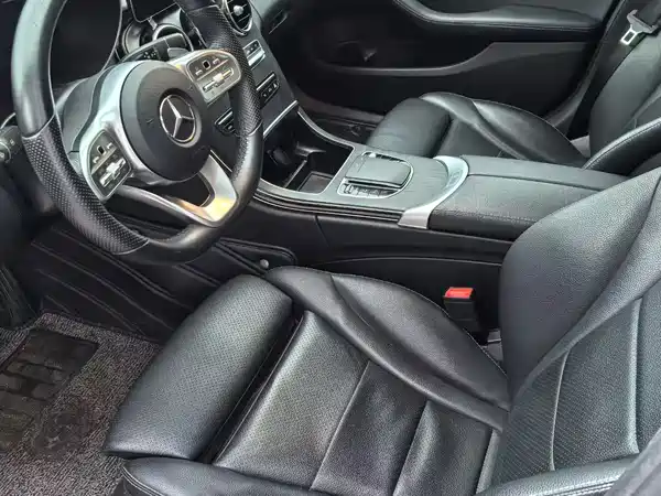 Mercedes-Benz C-Class 2020