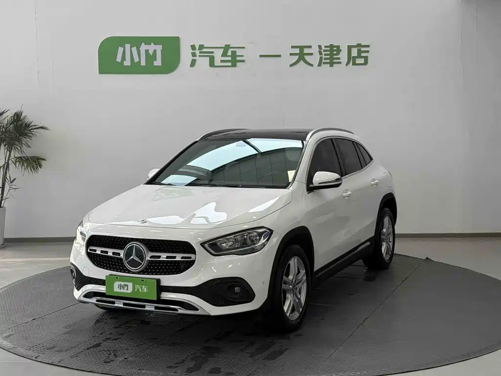 Mercedes-Benz GLA 2021