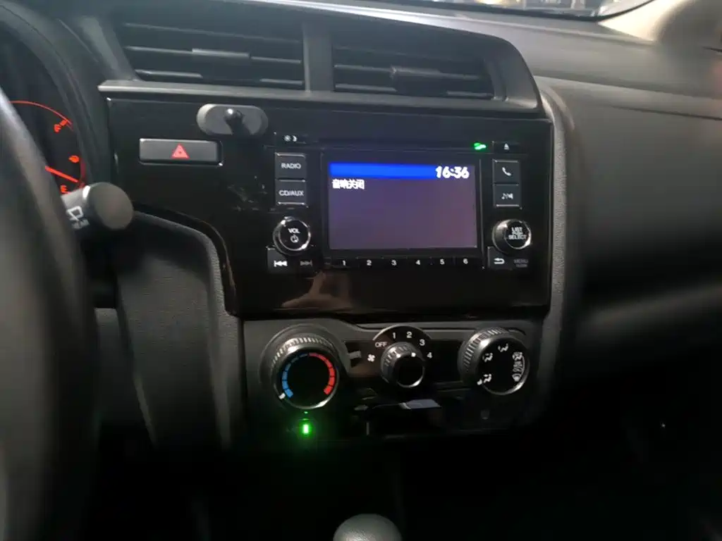 Honda Fit 2018 — фото 13