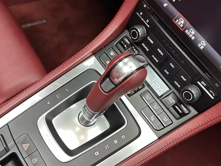 Porsche 718 2021 — фото 10